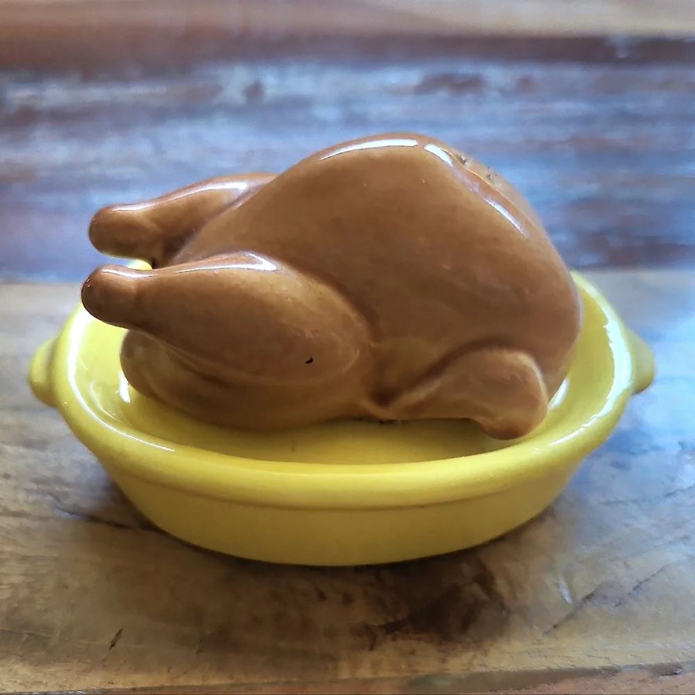 Vtg Salt & Pepper Turkey & Roasting Pan